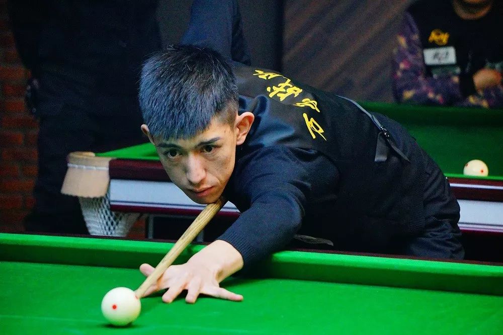 他在公众面 他在公众面