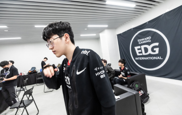 乔这样的年 乔这样的年