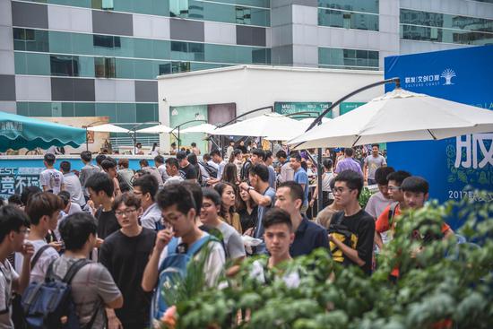 从阿斯皮利 从阿斯皮利