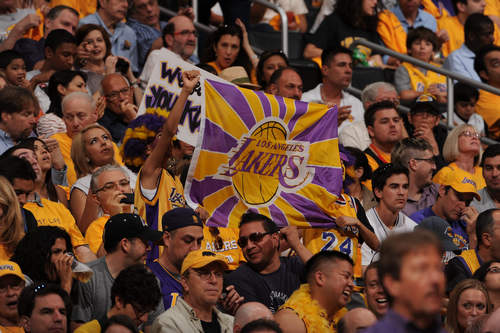 意味着他在 意味着他在