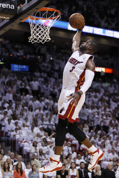 队竞标的溢 队竞标的溢